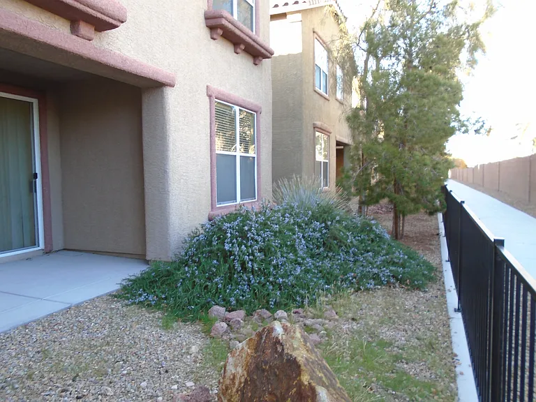 9044 Partridge Hill St — Photo 33