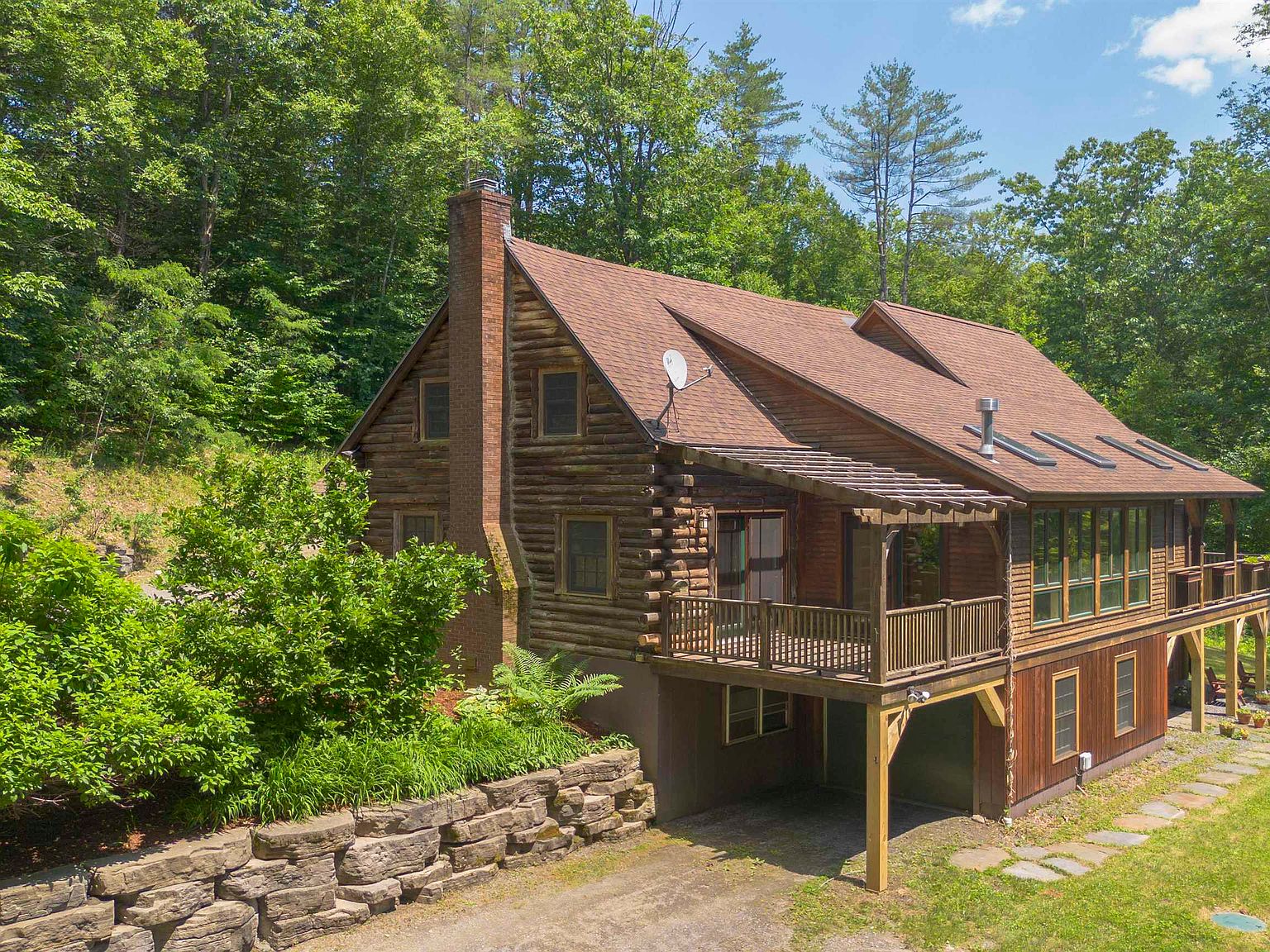 405 Bunker Road, Putney, VT 05346 | MLS #5003549 | Zillow