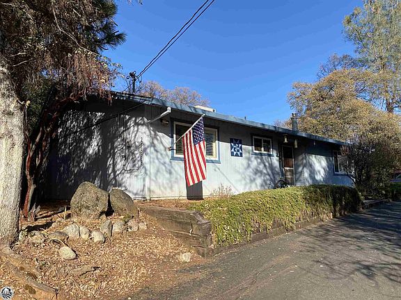 3rd image of 21569 Paseo De Los Portales Rd