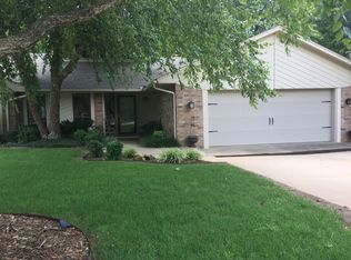 2304 Northwood Ln, Edmond, OK 73013