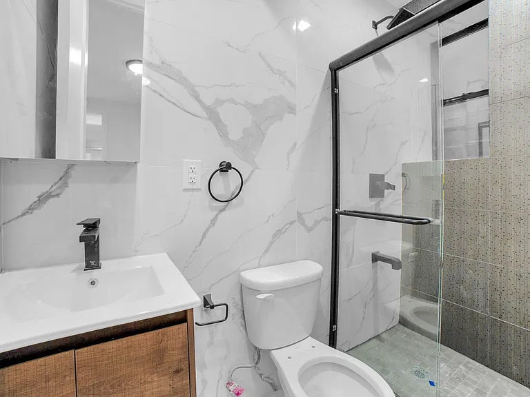 317 W 99th St #1D — Photo 9