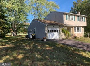 631 Salem Dr, Lansdale, PA 19446