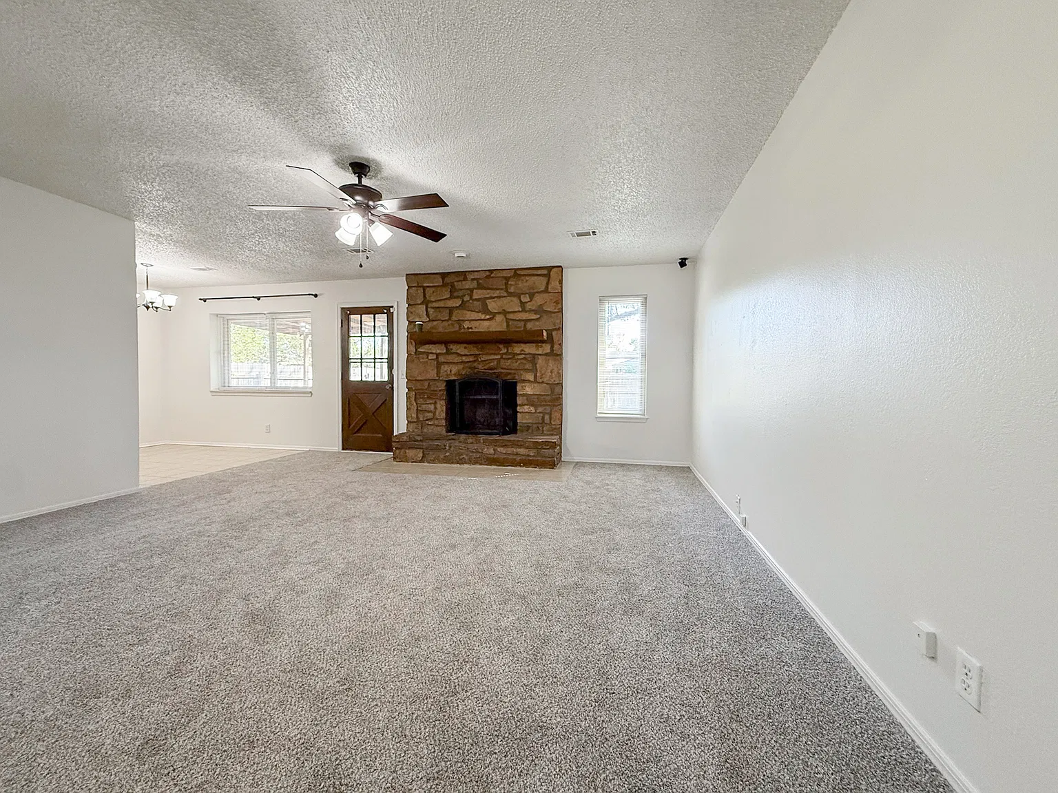 3 bed, $1,625 — Photo 4