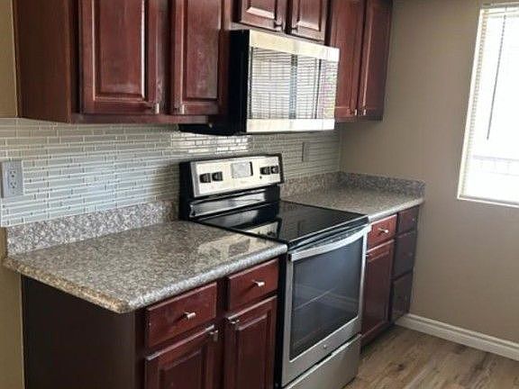 5th image of 5116 River Glen Dr Unit 223