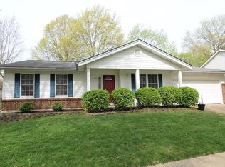 1109 Windyoak Dr, Ballwin, MO 63021