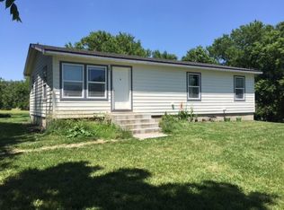 2756 150th Rd, Delia, KS 66418