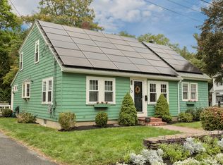 10 Oriole St, Chelmsford, MA 01824