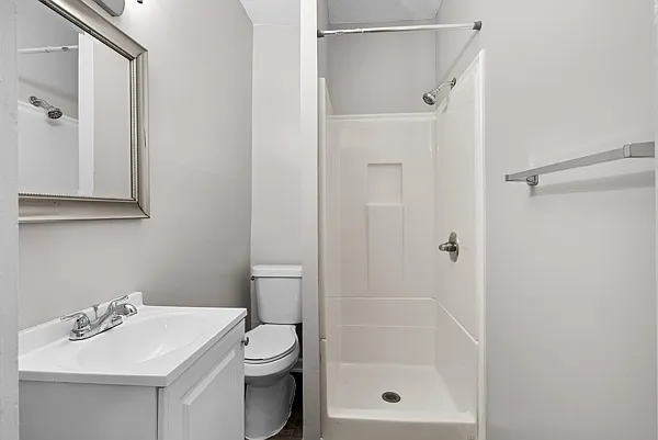 197 Coral Ave #3 — Photo 5