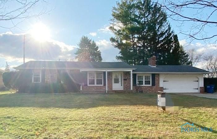 2nd image of 6137 Holly Valley Dr