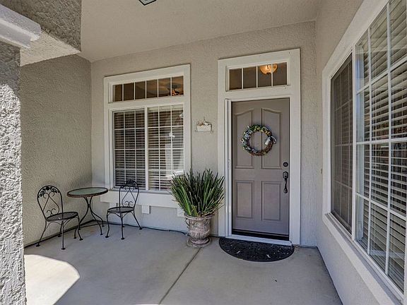 5th image of 641 Arabesque Cir