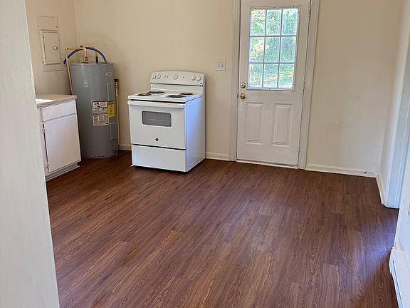5th image of 2223 Ferndale Ave