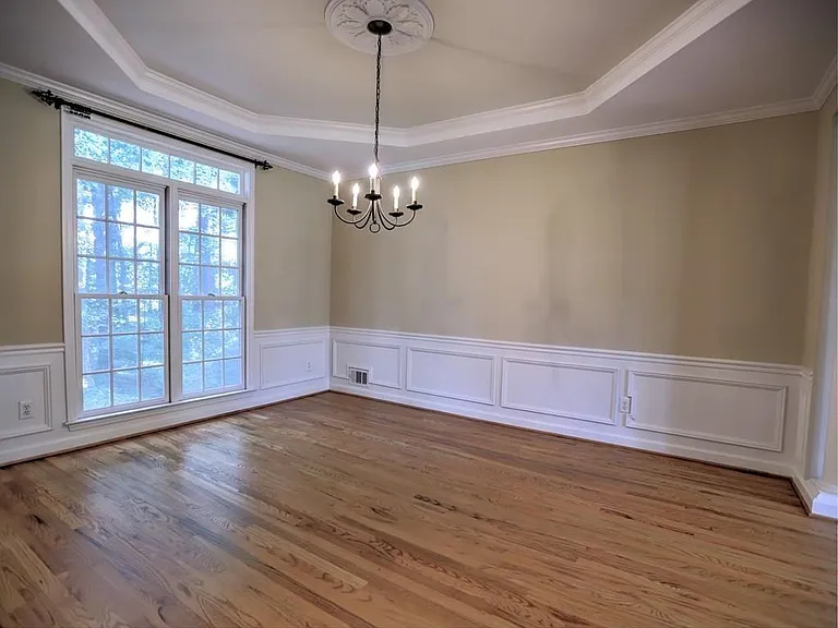 515 Mellbrook Ln — Photo 12