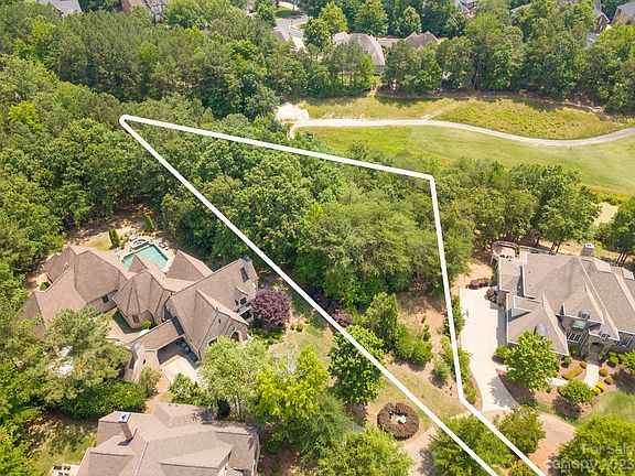 4th image of 16904A Ashton Oaks Dr