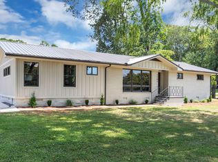 1147 Holders Cove Rd, Winchester, TN 37398