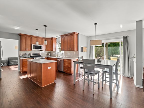 5th image of 3077 Shenandoah Dr
