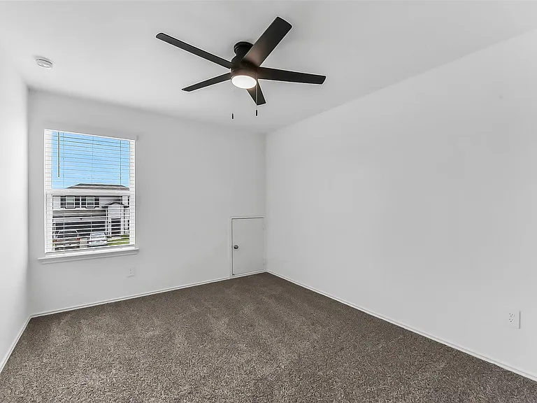 14816 Crimson Peak Ln — Photo 27