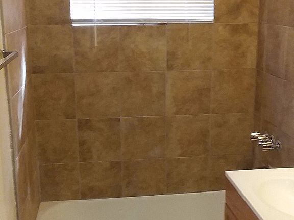 4th image of 11857 Jefferson Blvd APT 2
