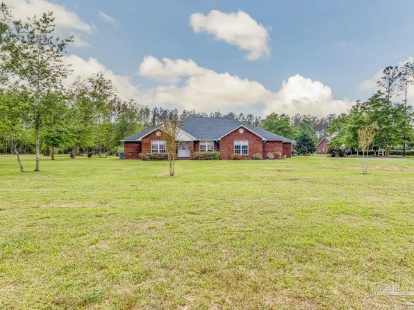 2783 Segrest Rd, Pace, FL 32571