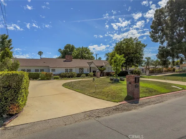 17822 Community St, Northridge, CA 91325