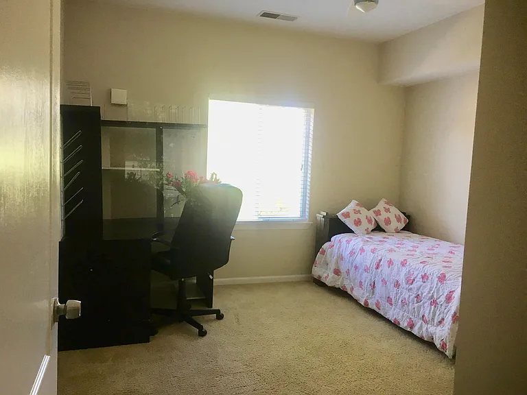 1818 Moore Blvd #103 — Photo 9