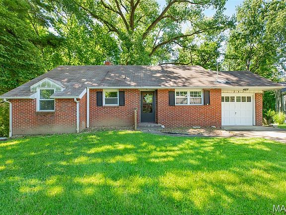3rd image of 287 Westwood Pl