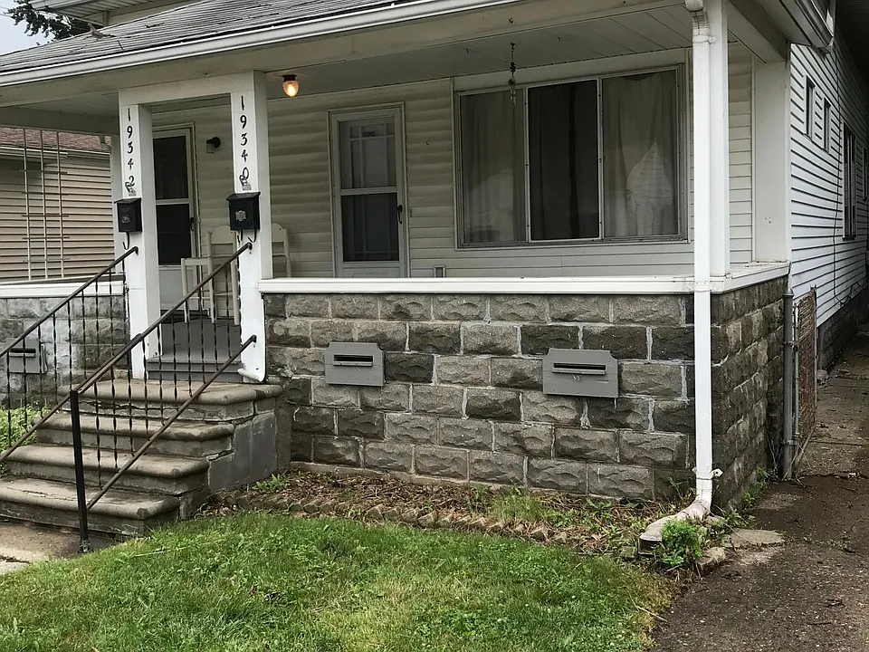 19340 Meier St