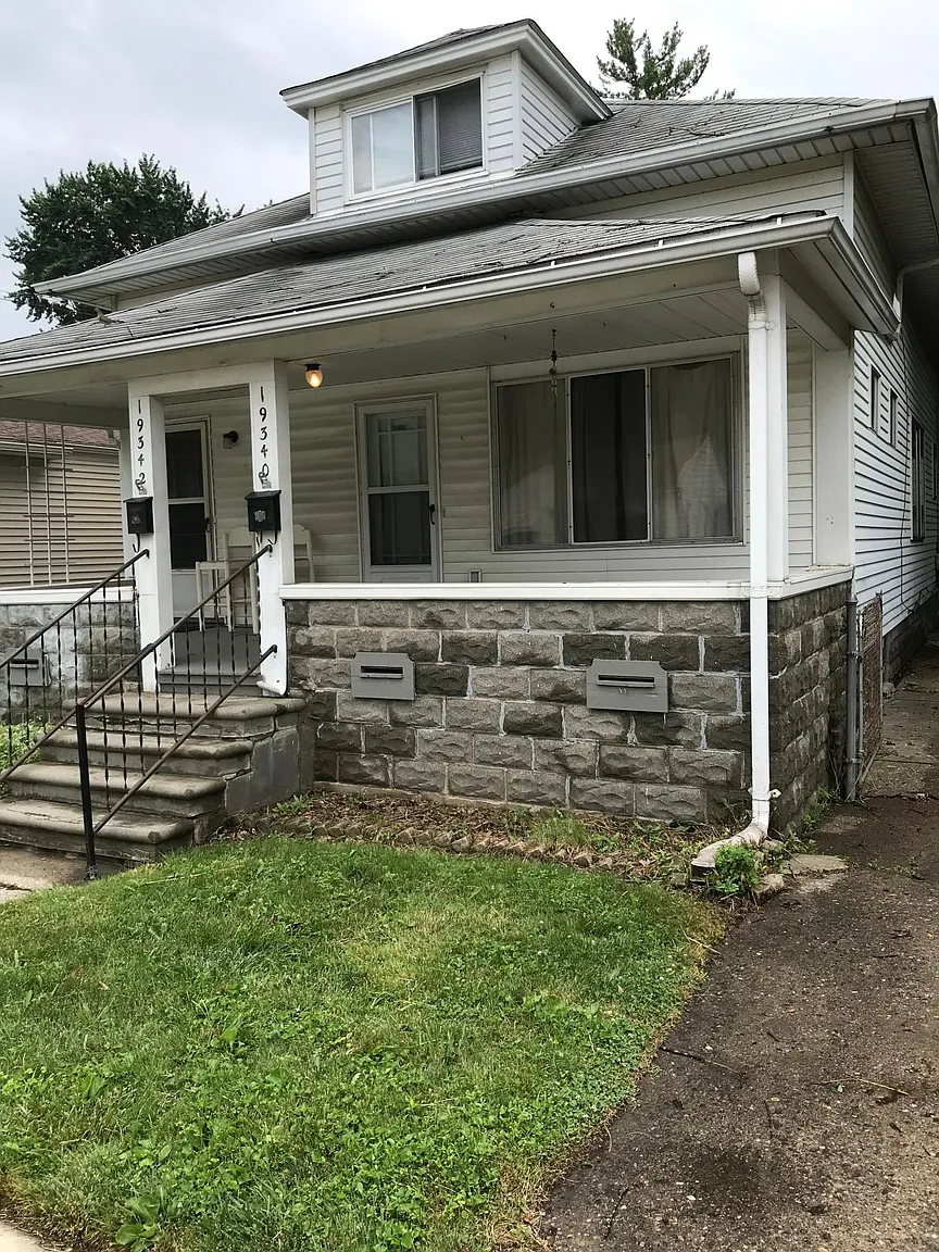 19340 Meier St photo 1