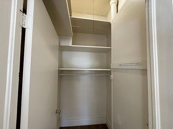 4th image of 2006 S Douglas St #A