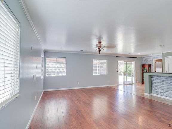 5th image of 9915 Battersea Park Dr