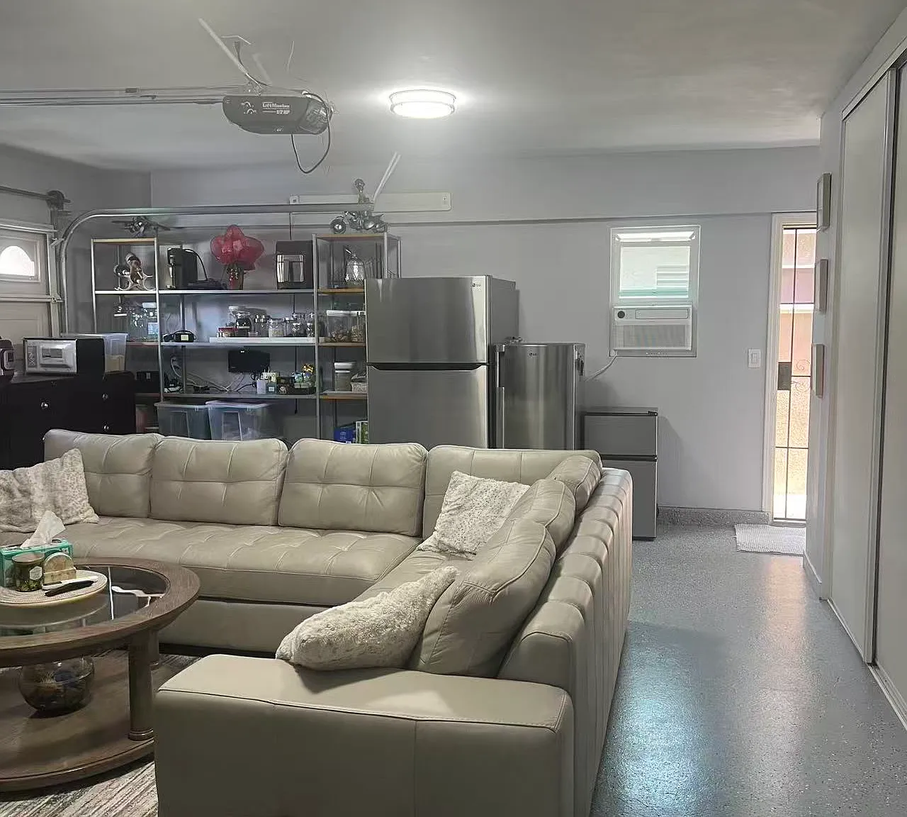 1 bed, 350 sqft, $1,500 — Photo 4