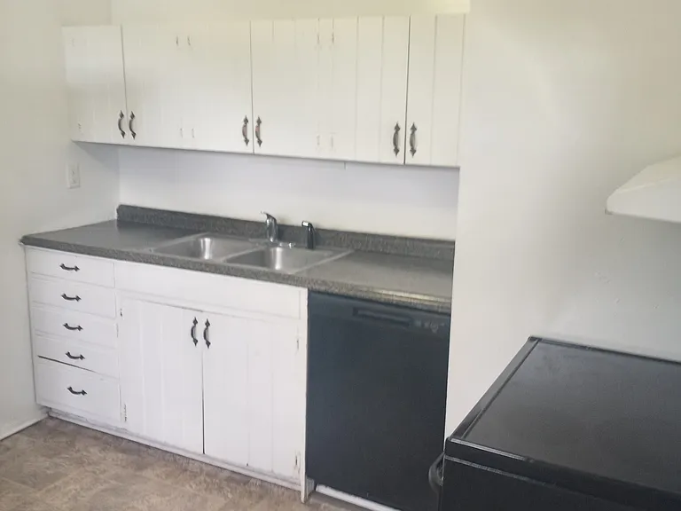 2801 Cecil Ave — Photo 7