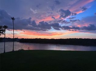 6425 Shoreline Dr APT 10103, Saint Petersburg, FL 33708