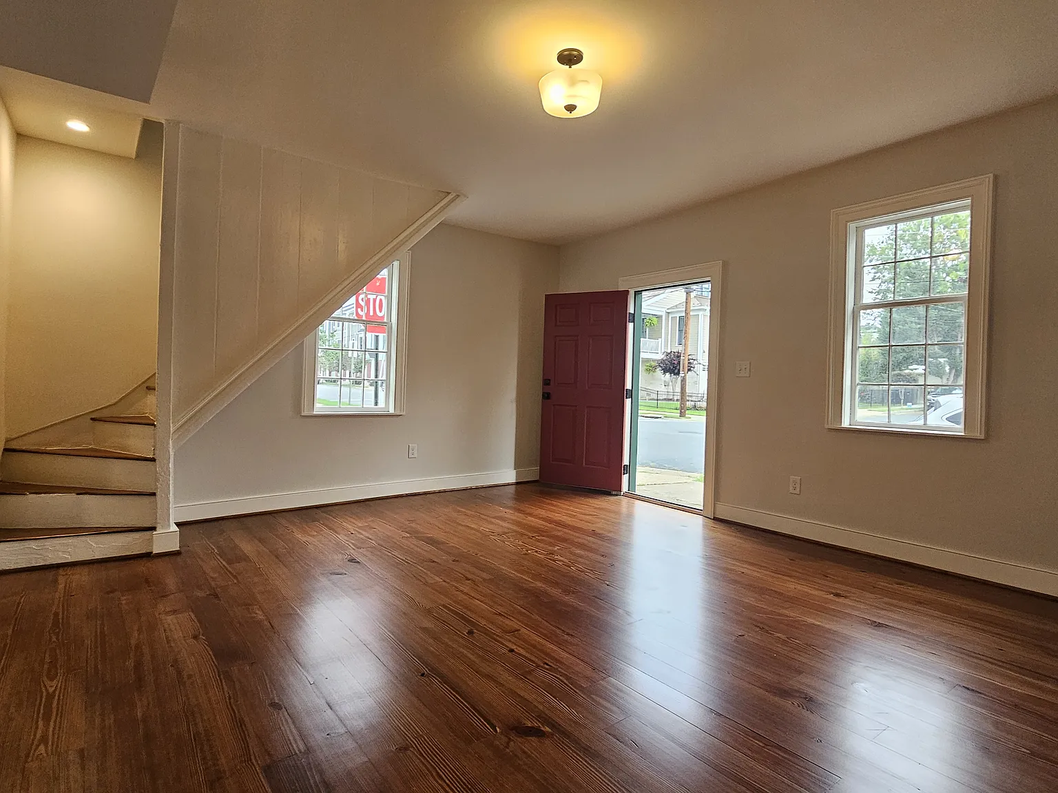 3 bed, 1494 sqft, $3,000 — Photo 3