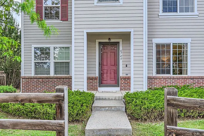 4 bed, 2.0 bath, 1450 sqft, $2,600 — Photo 4