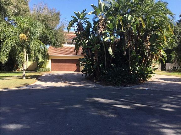 3rd image of 315 Eastleigh Dr