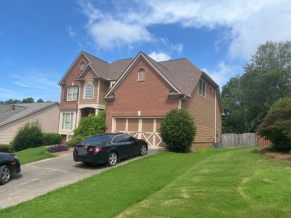3rd image of 1270 Crestbrook Dr