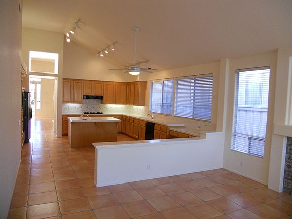 3rd image of 11540 Eastridge Pl