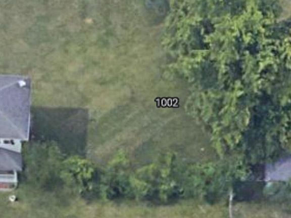 2nd image of 1000 69th Pl