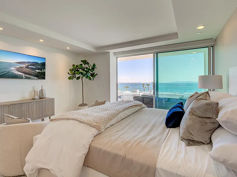 Sea View Villas — Photo 159