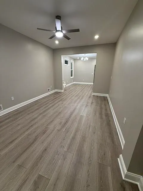 2 bed, 1.0 bath, 1200 sqft, $2,800 — Photo 3