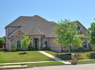 6908 Chisholm Trl, North Richland Hills, TX 76182