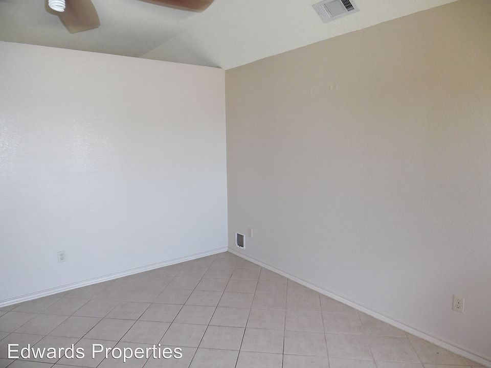 1st image of 2404 Purser Dr