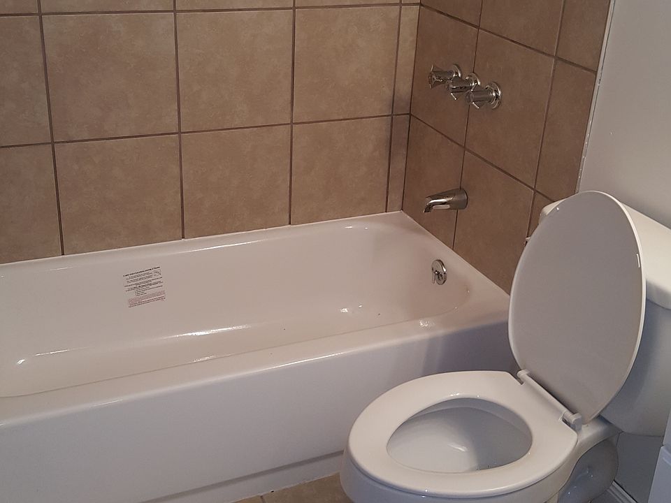 2nd image of 1590 Beatrice Dr