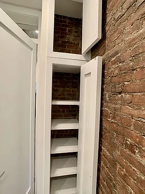 Rented by Building Equity Real Estate LLC | media 14