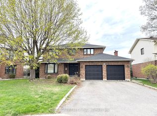 10 Westchester Ct, Ottawa, ON K2J3P9