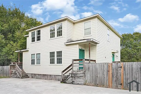 4 bed, 2944 sqft, $1,750 — Photo 1