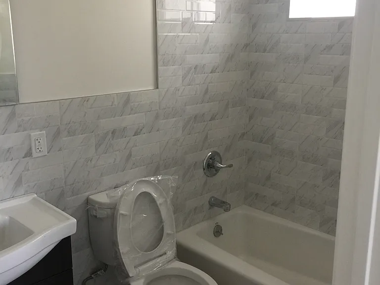 137 Saint Francis Blvd #A — Photo 11