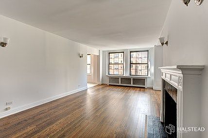 2nd image of 15 Park Ave APT 16A