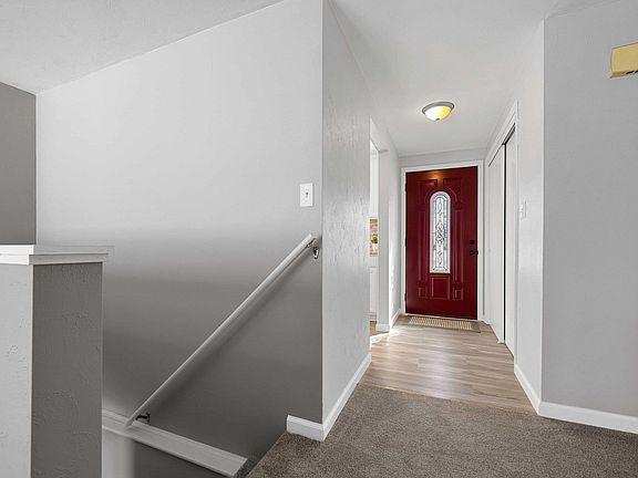 3rd image of 2585 Mary Jo Dr