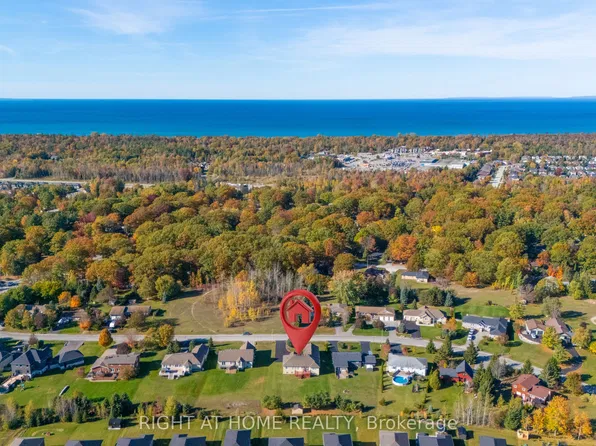 16 Wasaga Sands Dr, Wasaga Beach, ON L9Z 1J6